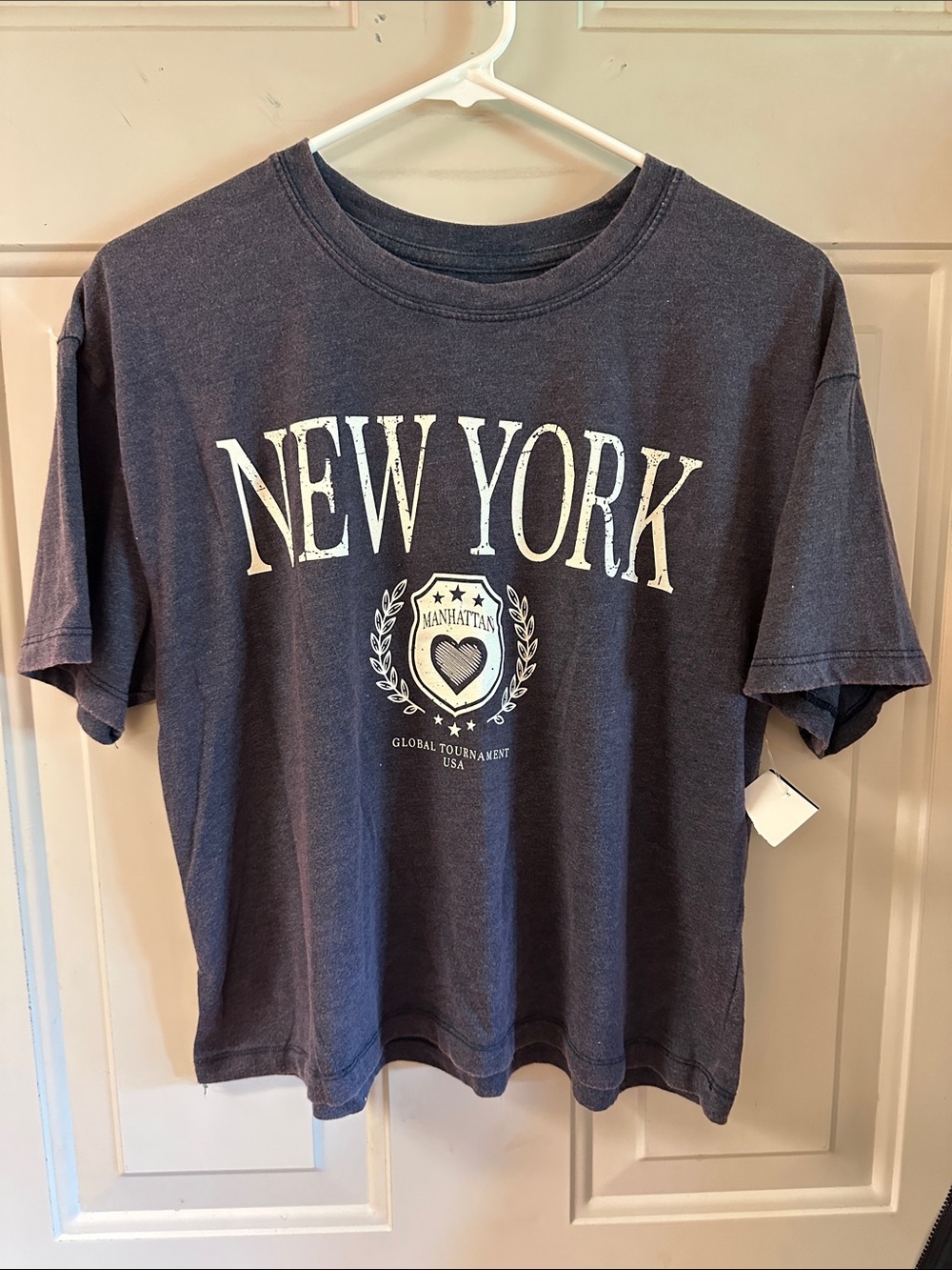 New York Graphic Crop Top - Navy